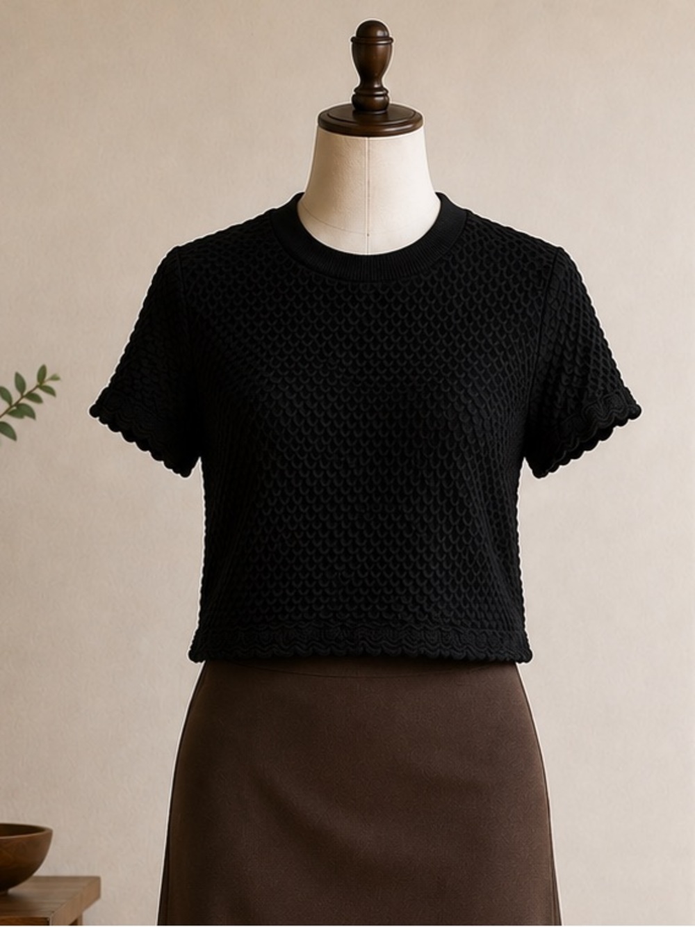 Icône Simons Black 3D Textured Organic Cotton Top S Minimalist Boxy